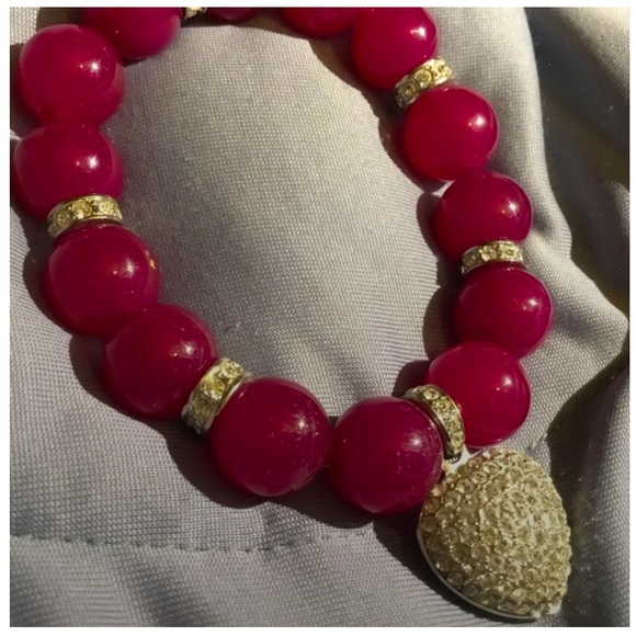 CHERRY AGATE AND RHINESTONES STRETCHY STATEMENT BRACELET - Picture 5 of 5